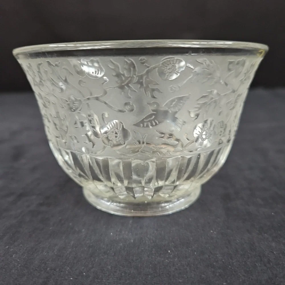 Vintage Gold‎ Plated Basket Holder and Decorative Glass Bowl 4 3/4